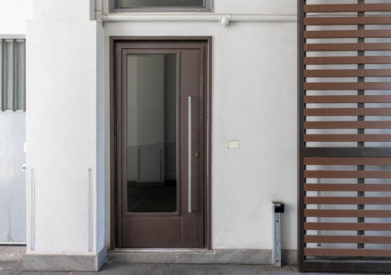 Ferienwohnung Milanese Elegance - 15 Minutes Duomo Exterior foto